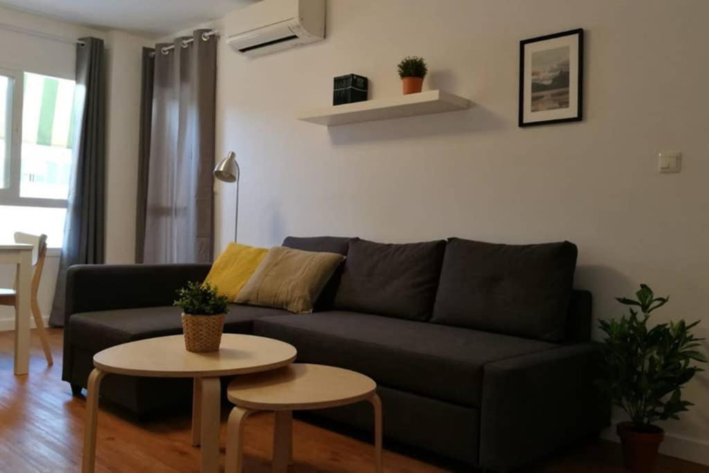 نيرخا Piso Centrico Reformado / Apartment In The Center المظهر الخارجي الصورة